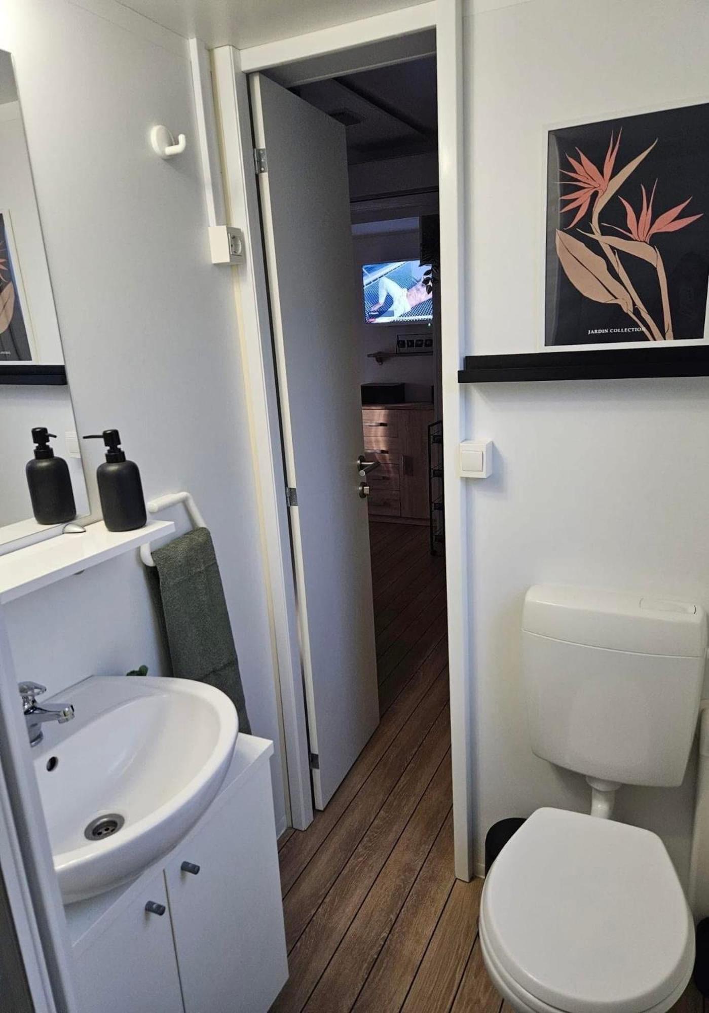 Mobile Home Peponi Del Mar, Brand New 比奥格勒·纳·莫鲁 外观 照片